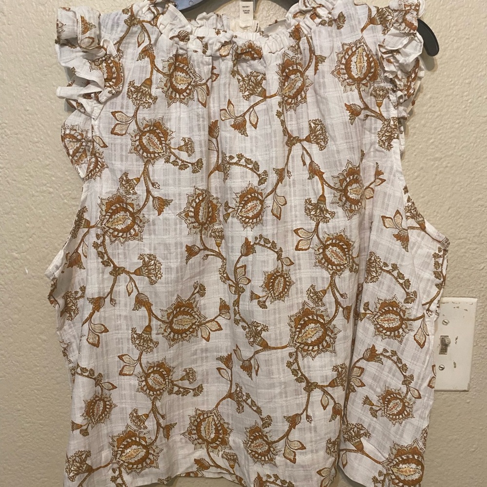 Elegant Floral Ruffle Sleeve Blouse